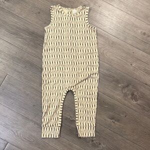 🆕 kate quinn Bamboo Beige/Yellow Sleeveless Geo-Print Romper. 2T. NWOT!🎉